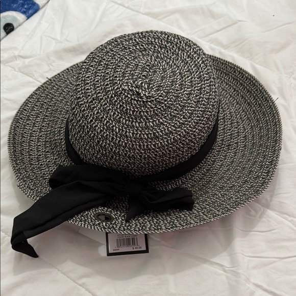 Nine West Accessories - Nine West Chic Black and White Straw Hat with Ribbon